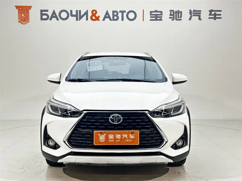Toyota Yaris L 2022