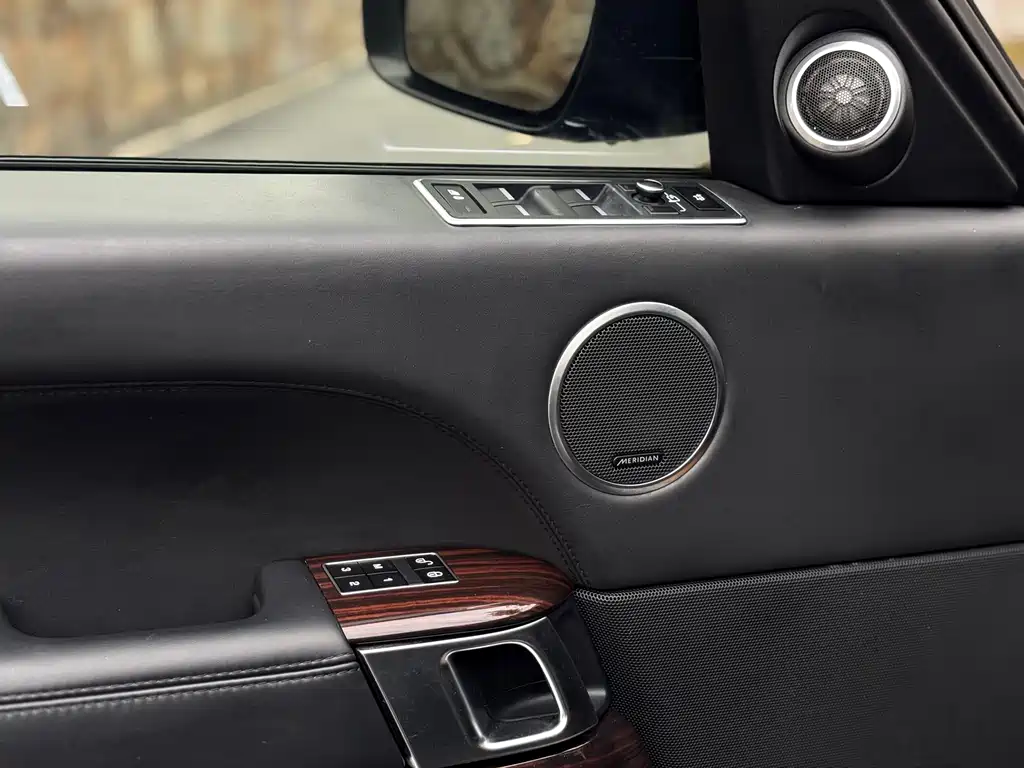 Land Rover Range Rover 2015 — фото 15