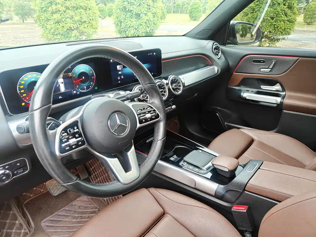 Mercedes-Benz GLB 2020 — фото 13