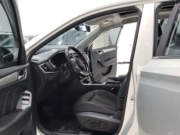 Roewe RX5 New Energy 2020