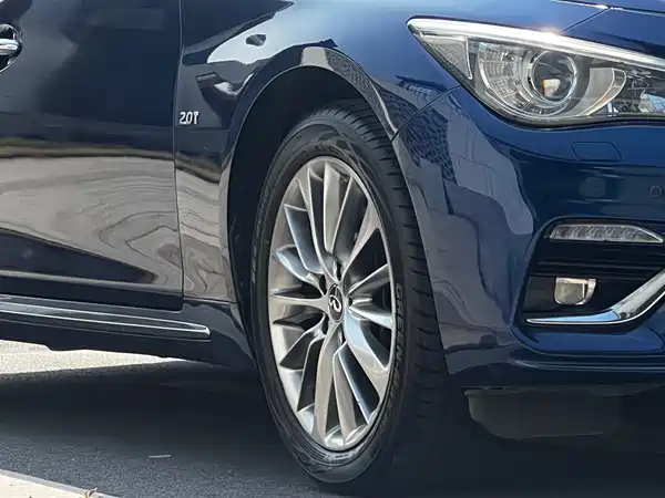 Infiniti Q50L 2018