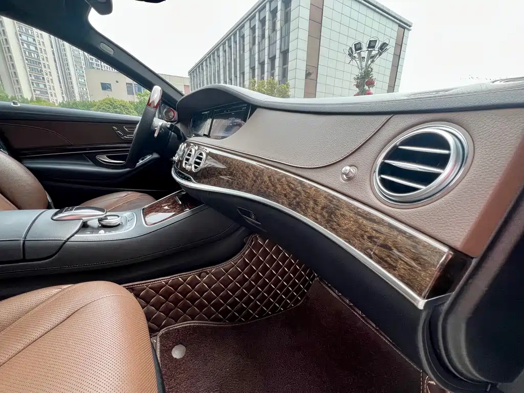 Mercedes-Benz S-Class 2017 — фото 20