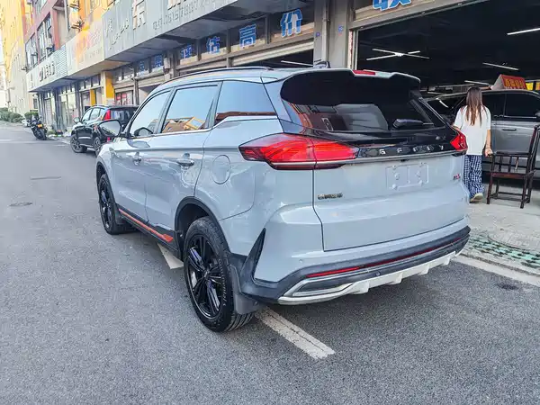 Geely Boyue 2021