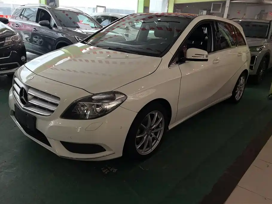 Mercedes-Benz B-Class 2013