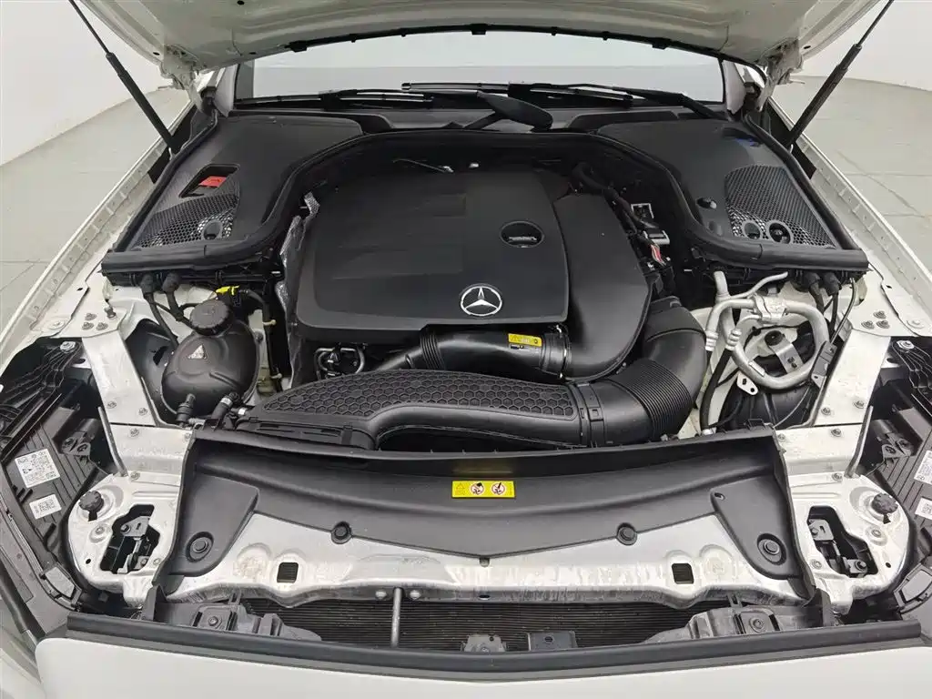 Mercedes-Benz E-Class 2021 — фото 6
