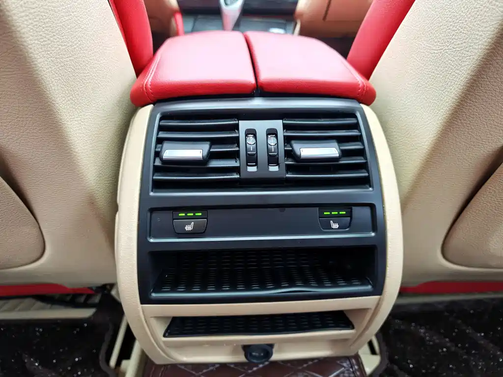 BMW 5 Series 2013 — фото 15