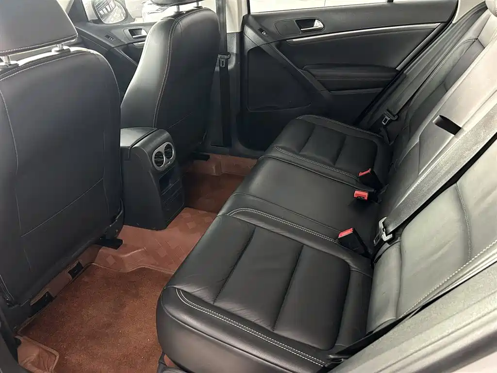 Volkswagen Tiguan 2019 — фото 14
