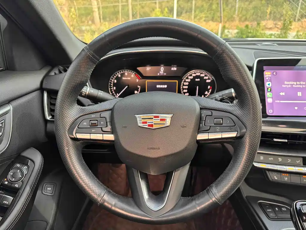 Cadillac CT5 2022 — фото 14