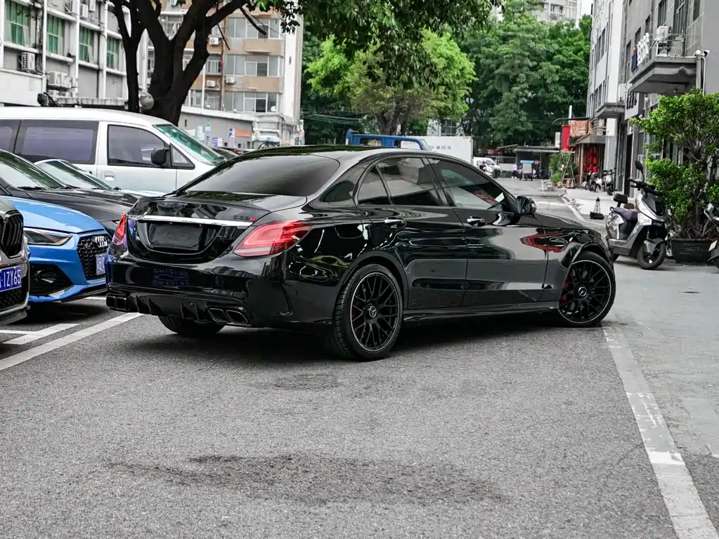 Mercedes-Benz C-Class AMG 2020 — фото 10