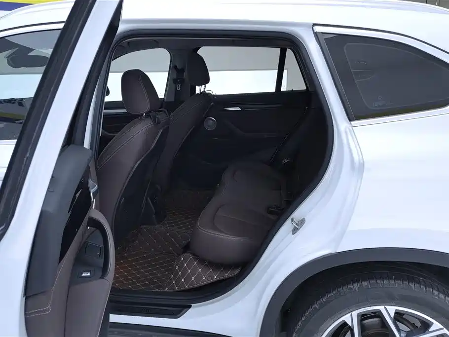 BMW X1 2023 — фото 11