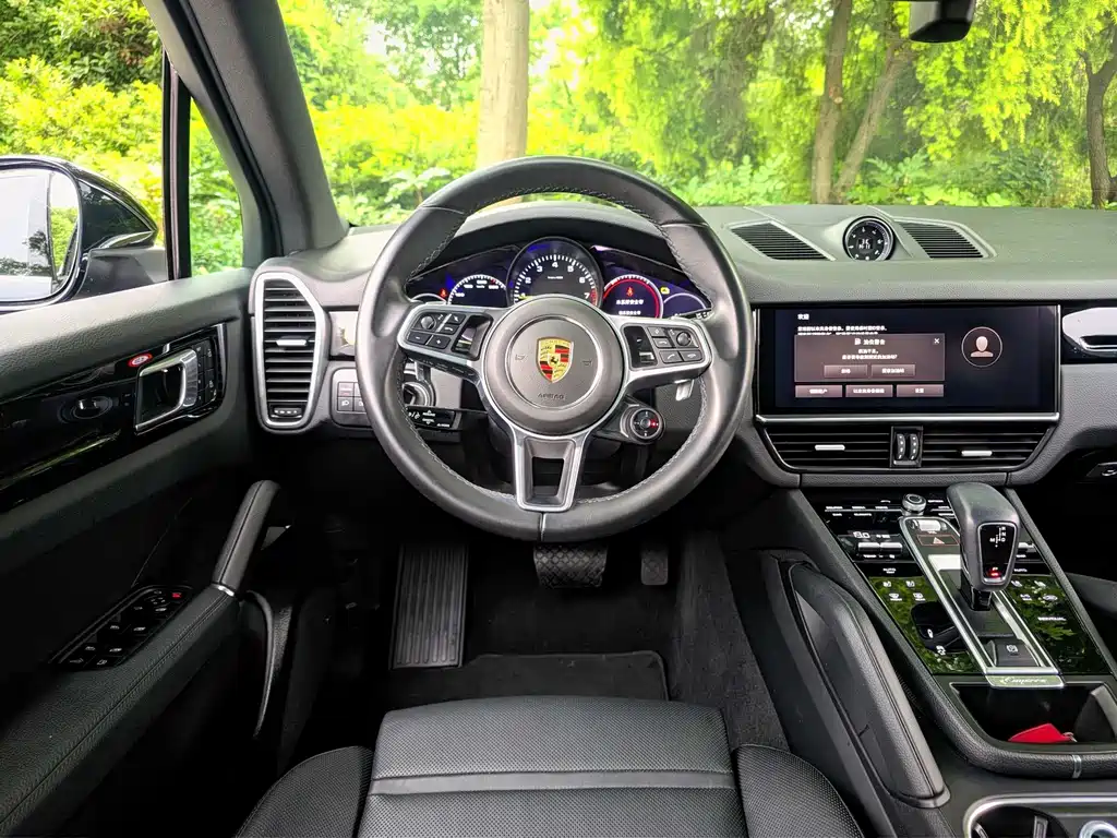 Porsche Cayenne Hybrid 2023 — фото 12