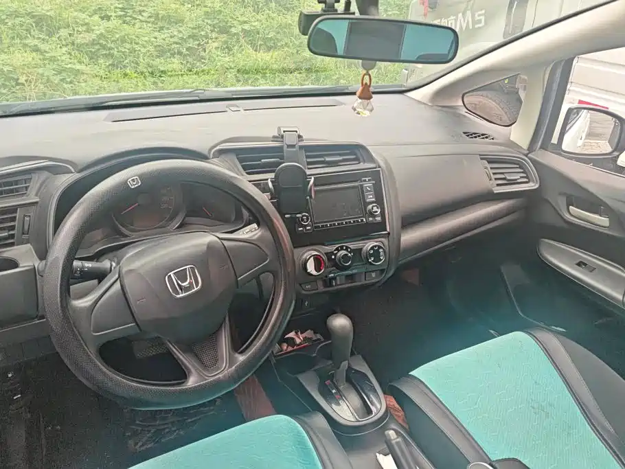 Honda Fit 2018 — фото 12