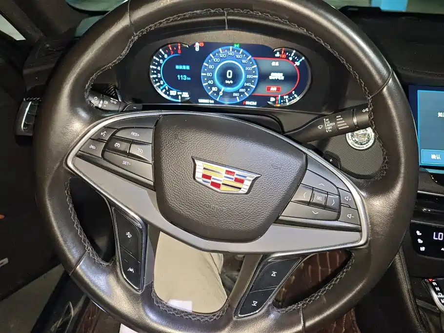 Cadillac CT6 2016 — фото 15