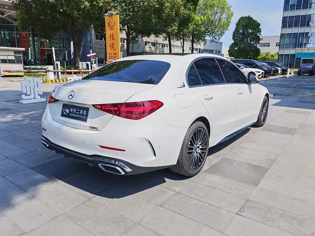 Mercedes-Benz C-Class 2023