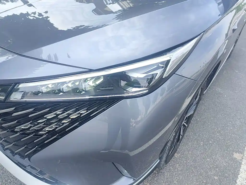 Roewe RX5 New Energy 2024 — фото 24
