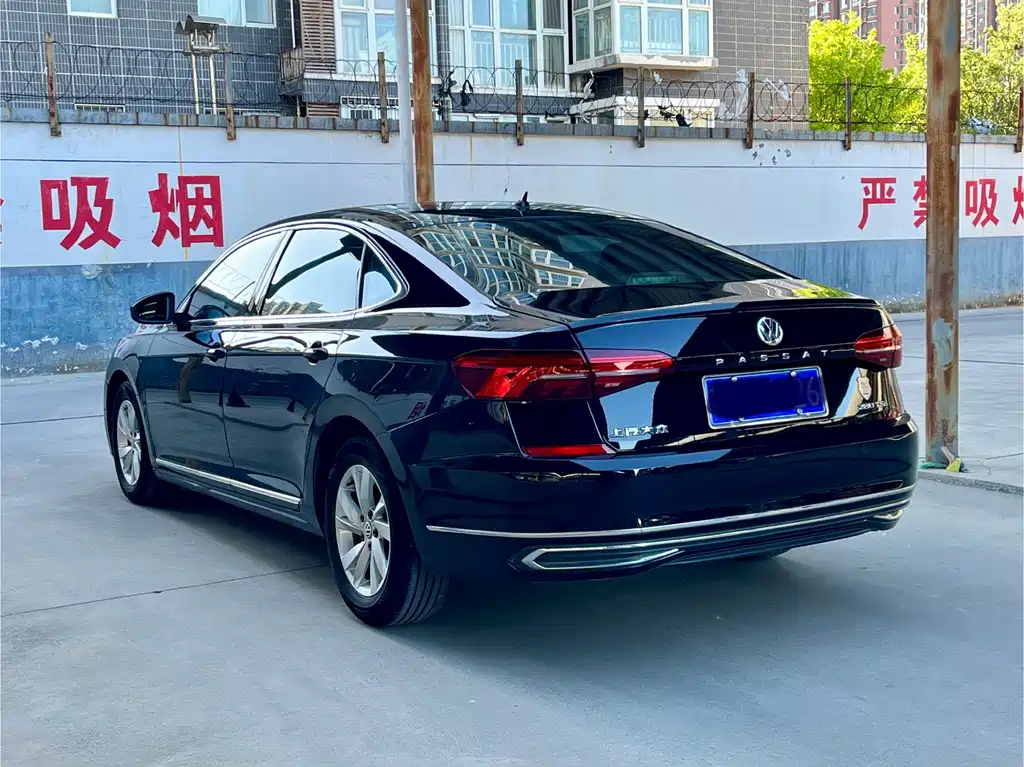 Volkswagen Passat 2019 — фото 17
