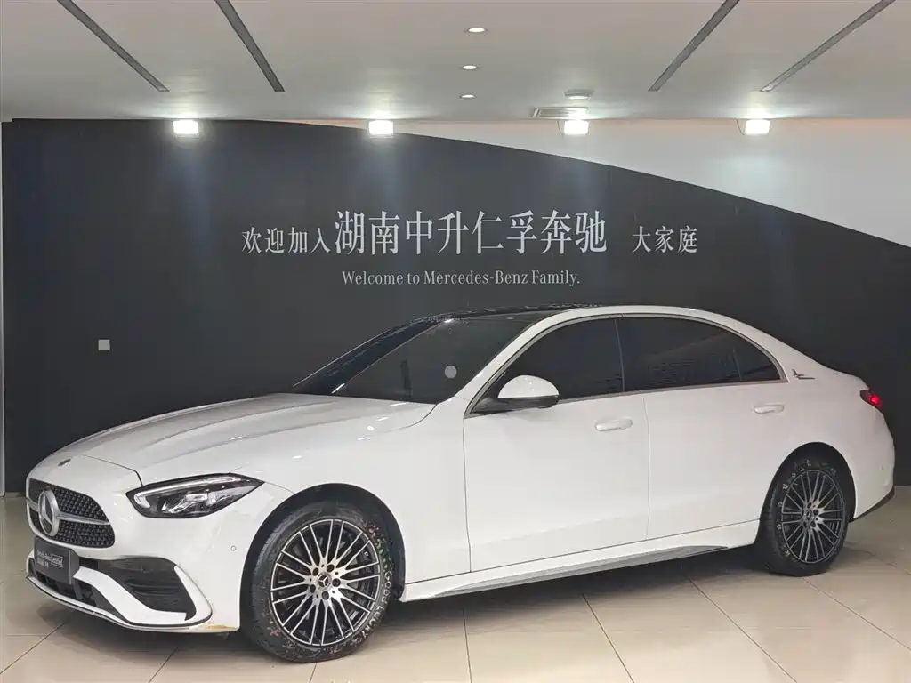 Mercedes-Benz C-Class 2023 — фото 1