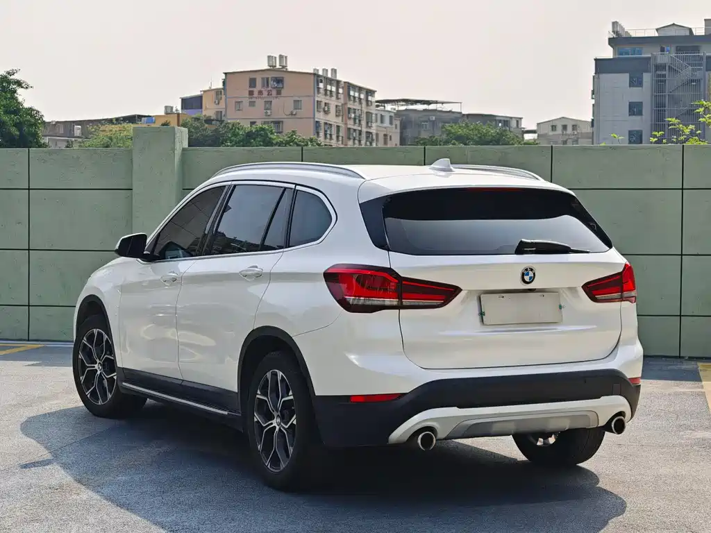 BMW X1 2022 — фото 9