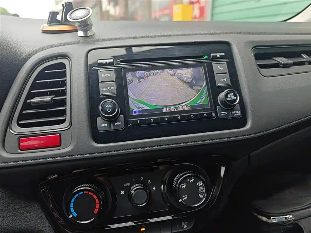 Honda Vezel 2017 — фото 13