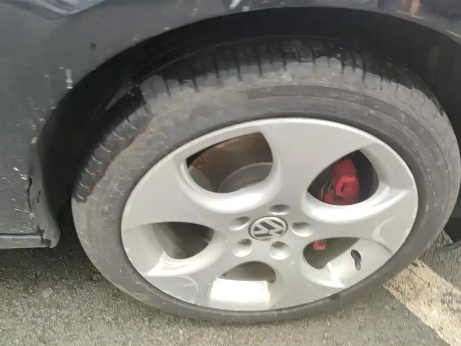 Volkswagen Golf GTI 2011