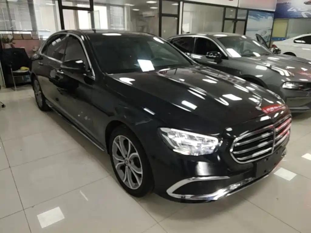 Mercedes-Benz E-Class 2021