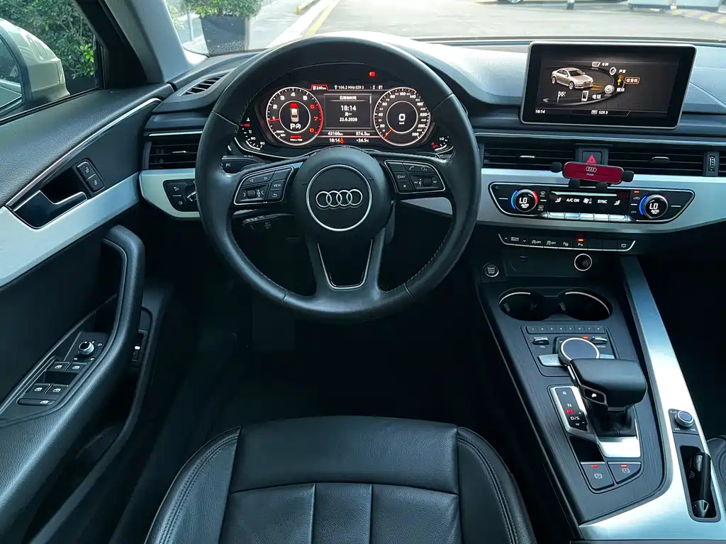 Audi A4L 2019 — фото 11