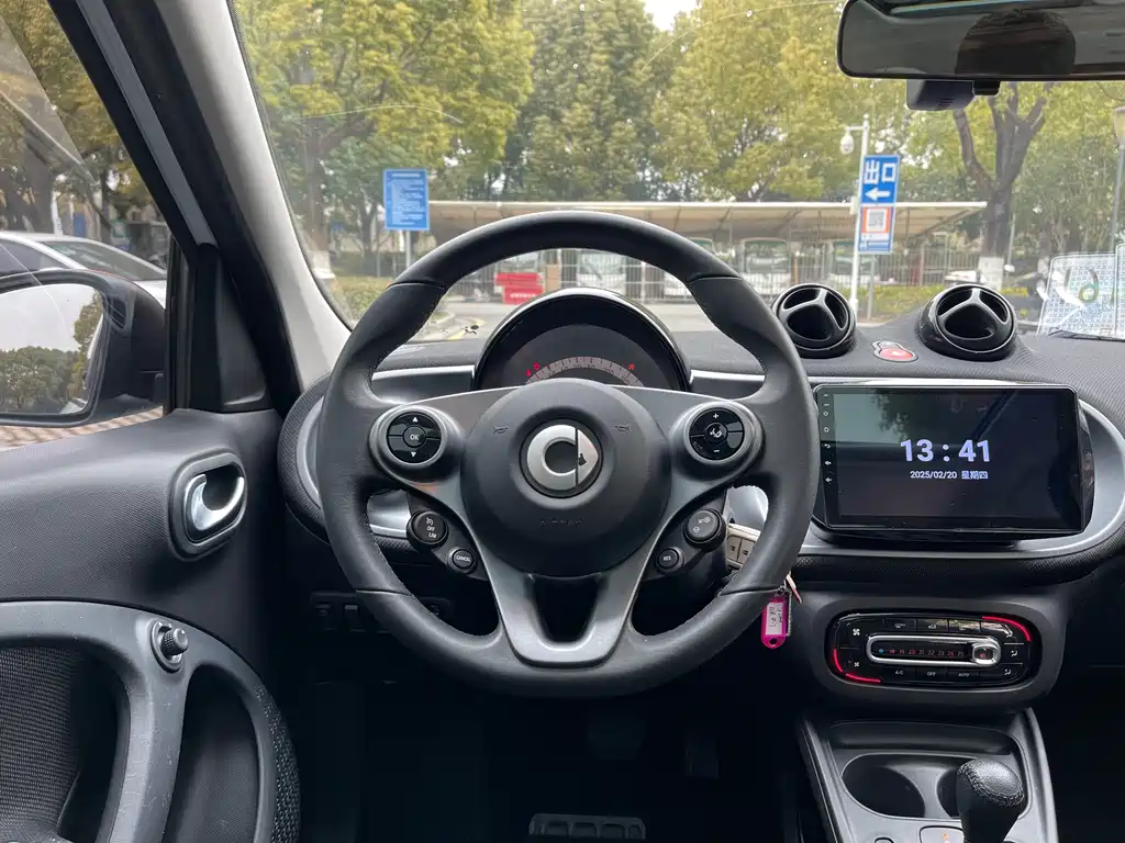 smart Forfour 2017 — фото 12