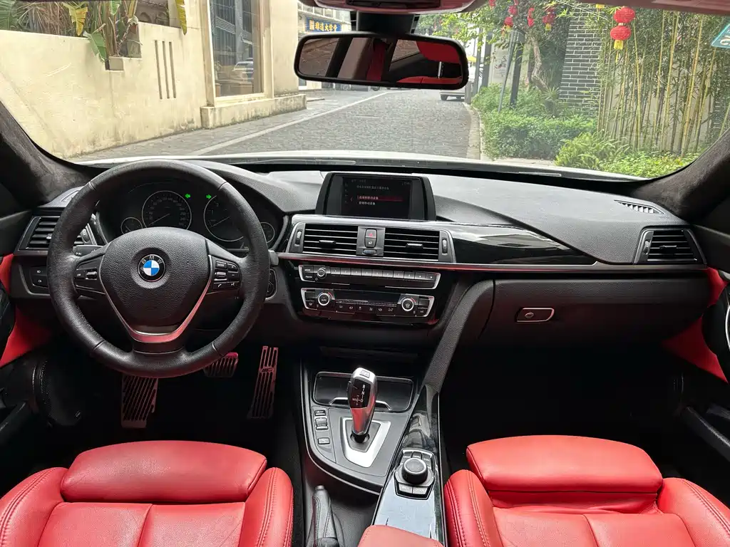 BMW 3 Series GT 2018 — фото 5