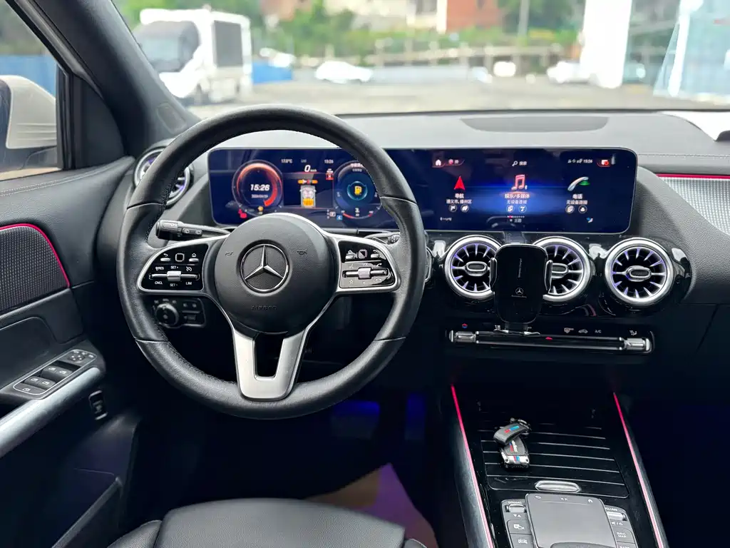 Mercedes-Benz GLA 2023 — фото 15