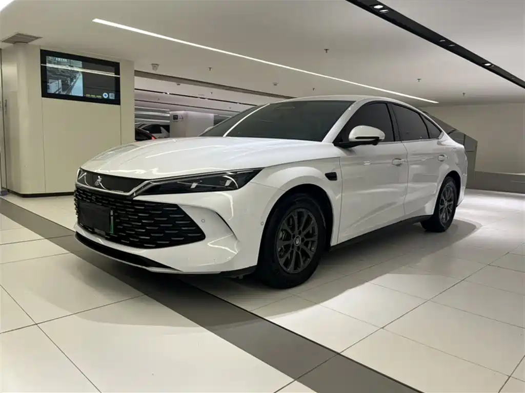 BYD Qin L 2025 — фото 1