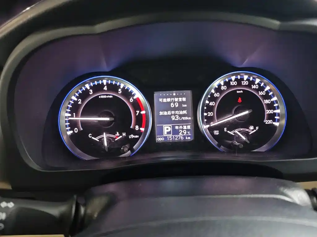 Toyota Highlander 2015 — фото 12