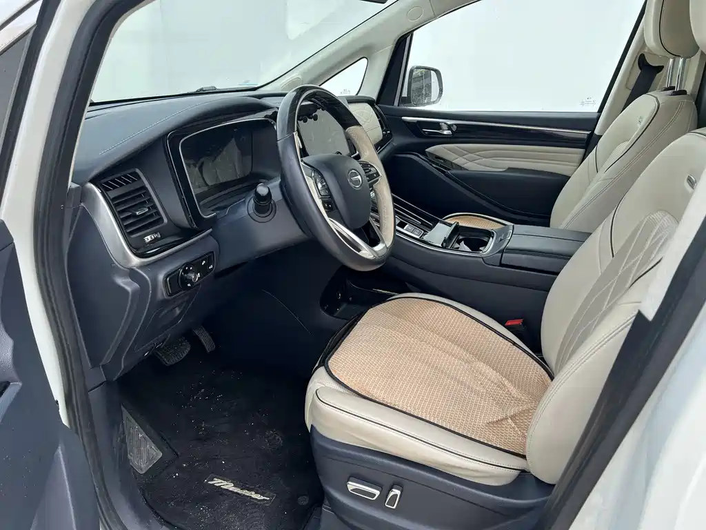 GAC Trumpchi M8 2022 — фото 6