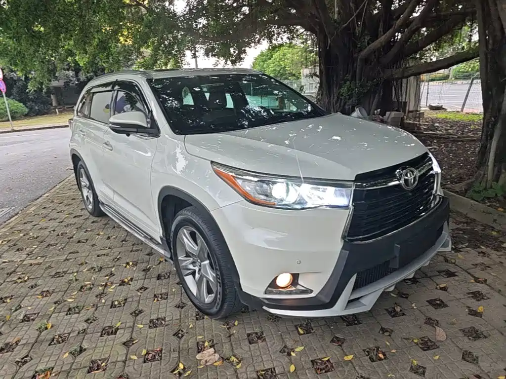 Toyota Highlander 2015 — фото 4