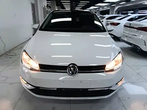 Volkswagen Golf 2020