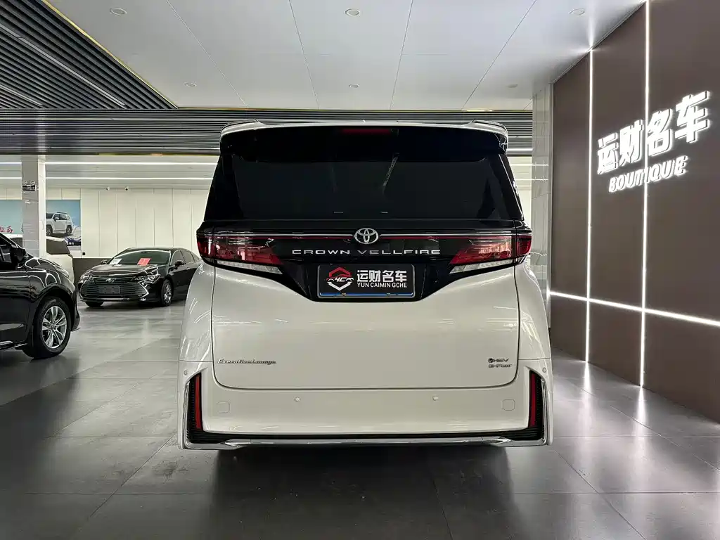 Toyota Vellfire 2024 — фото 8