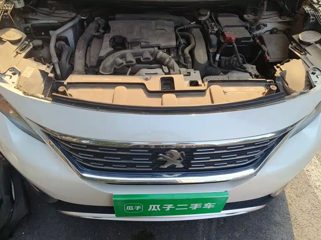 Peugeot 5008 2018 — фото 11