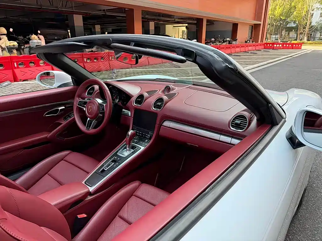 Porsche 718 2018 — фото 16