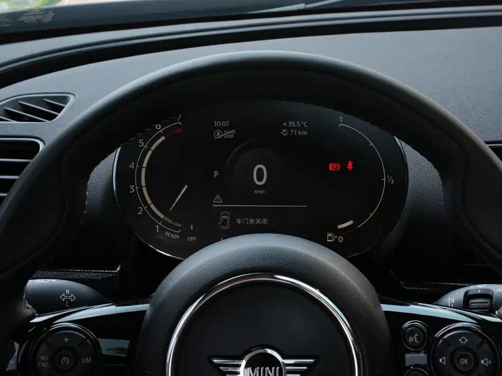 MINI Clubman 2020 — фото 22