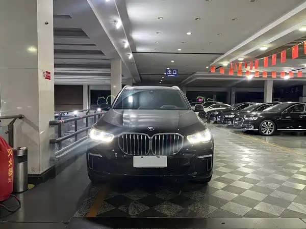 BMW X5 2022