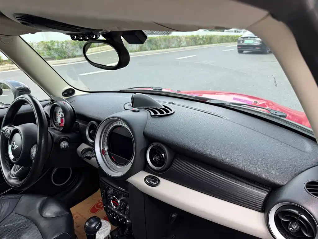 MINI Clubman 2013