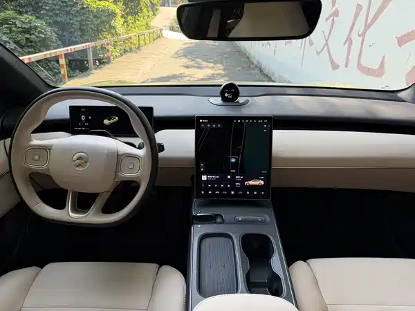 NIO ET5 2023