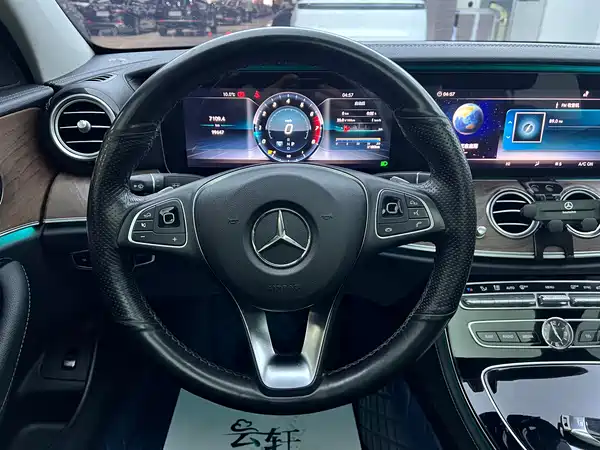 Mercedes-Benz E-Class 2017