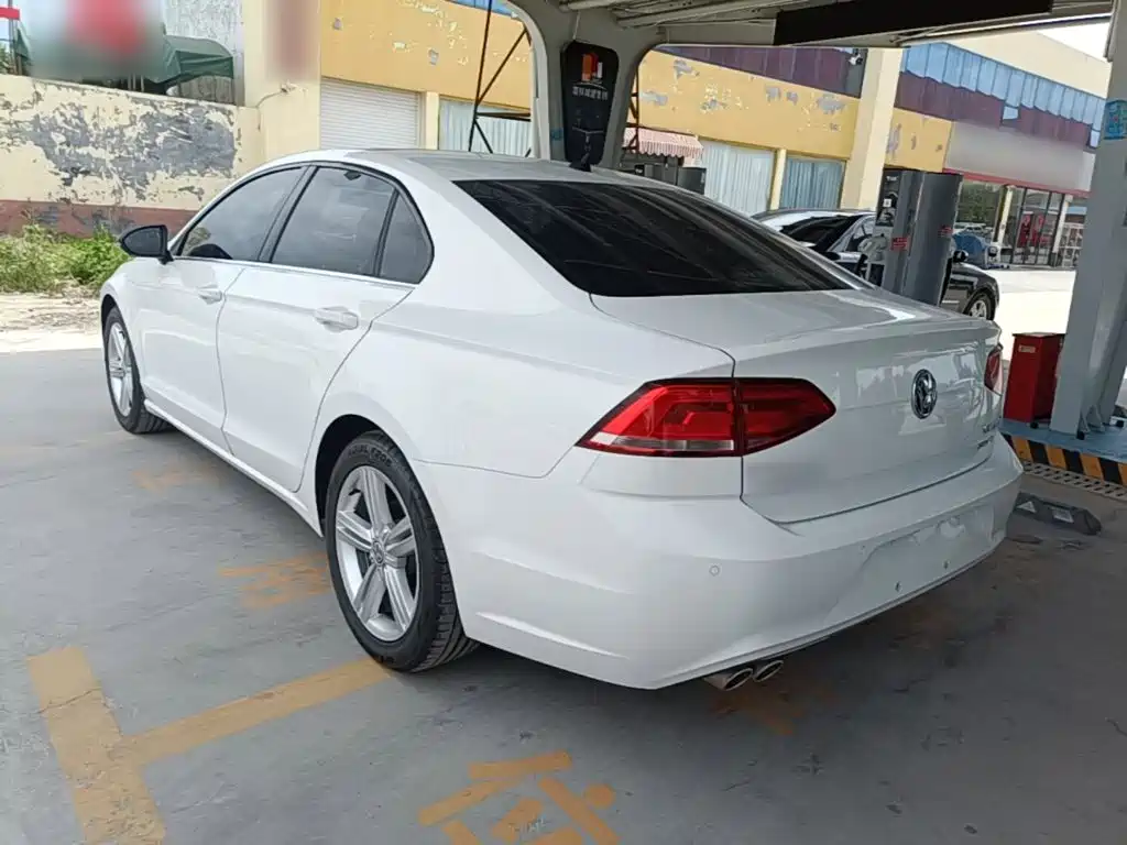 Volkswagen Lamando 2015
