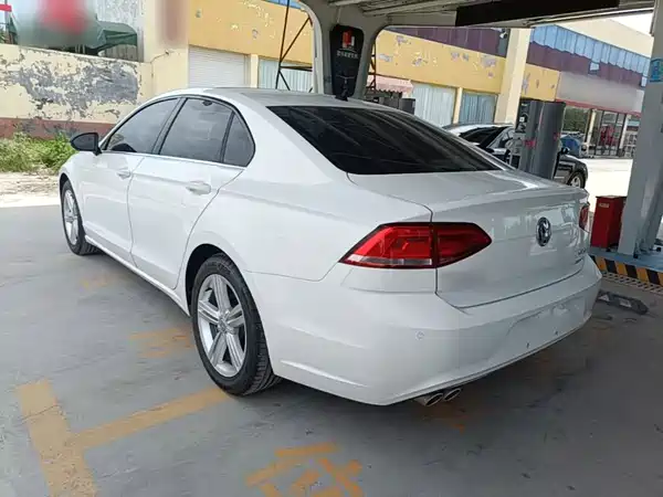 Volkswagen Lamando 2015