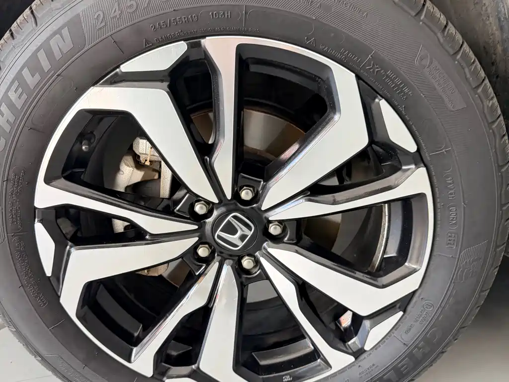 Honda UR-V 2018 — фото 24