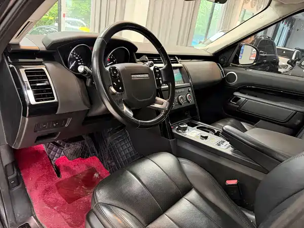 Land Rover Discovery 2018