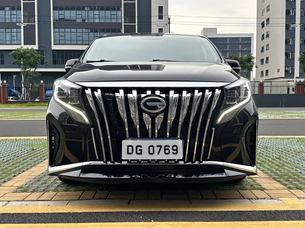 GAC Trumpchi M8 2022 — фото 2