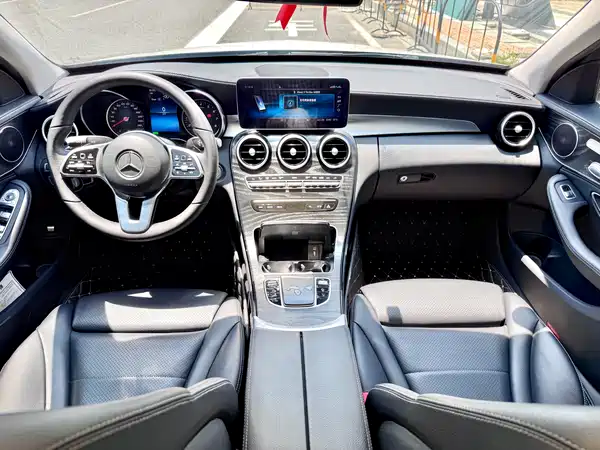 Mercedes-Benz C-Class 2019