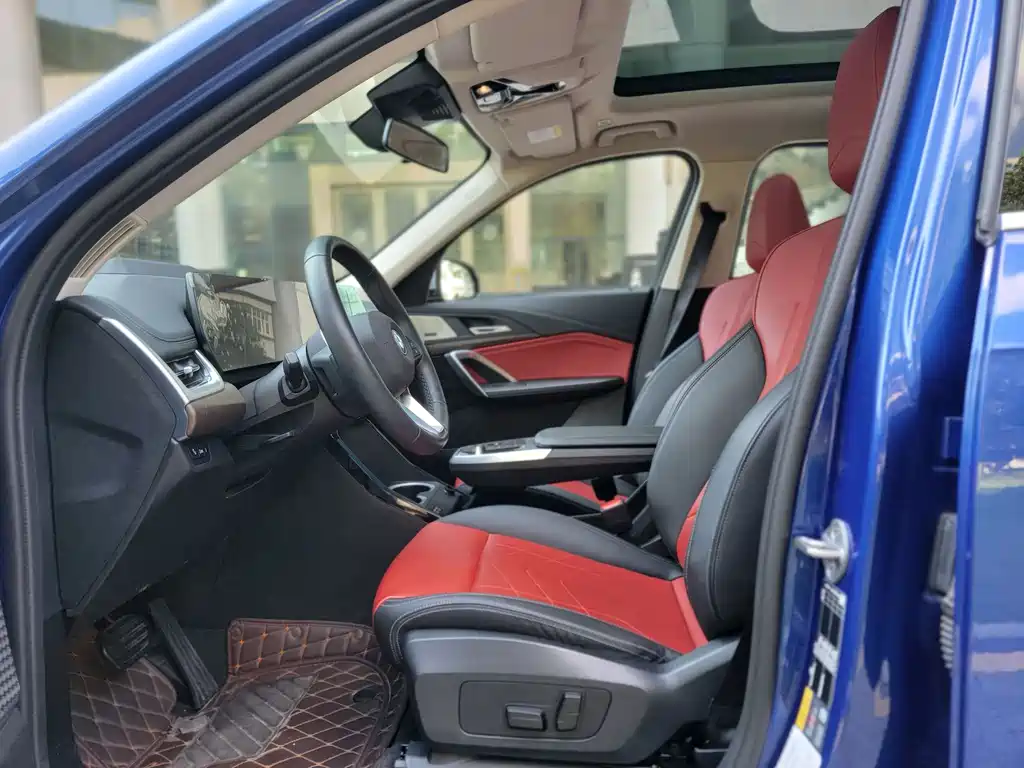 BMW iX1 2024