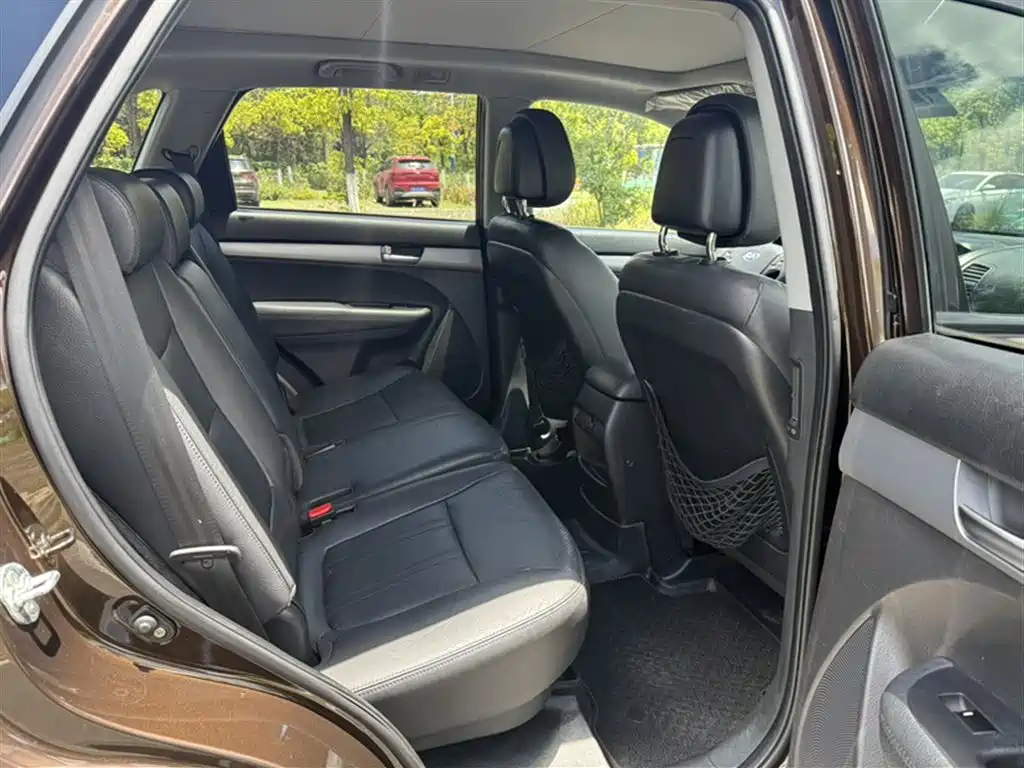 Kia Sorento 2015 — фото 15